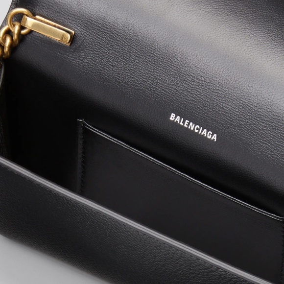 BALENCIAGA Bifold Wallet with Chain Strap - Picture 3 of 8